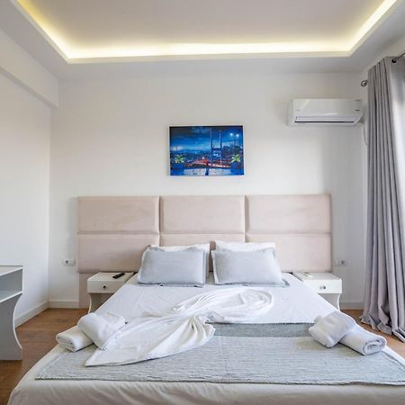 Hotel Myrtai - City Center Sarande Luaran gambar