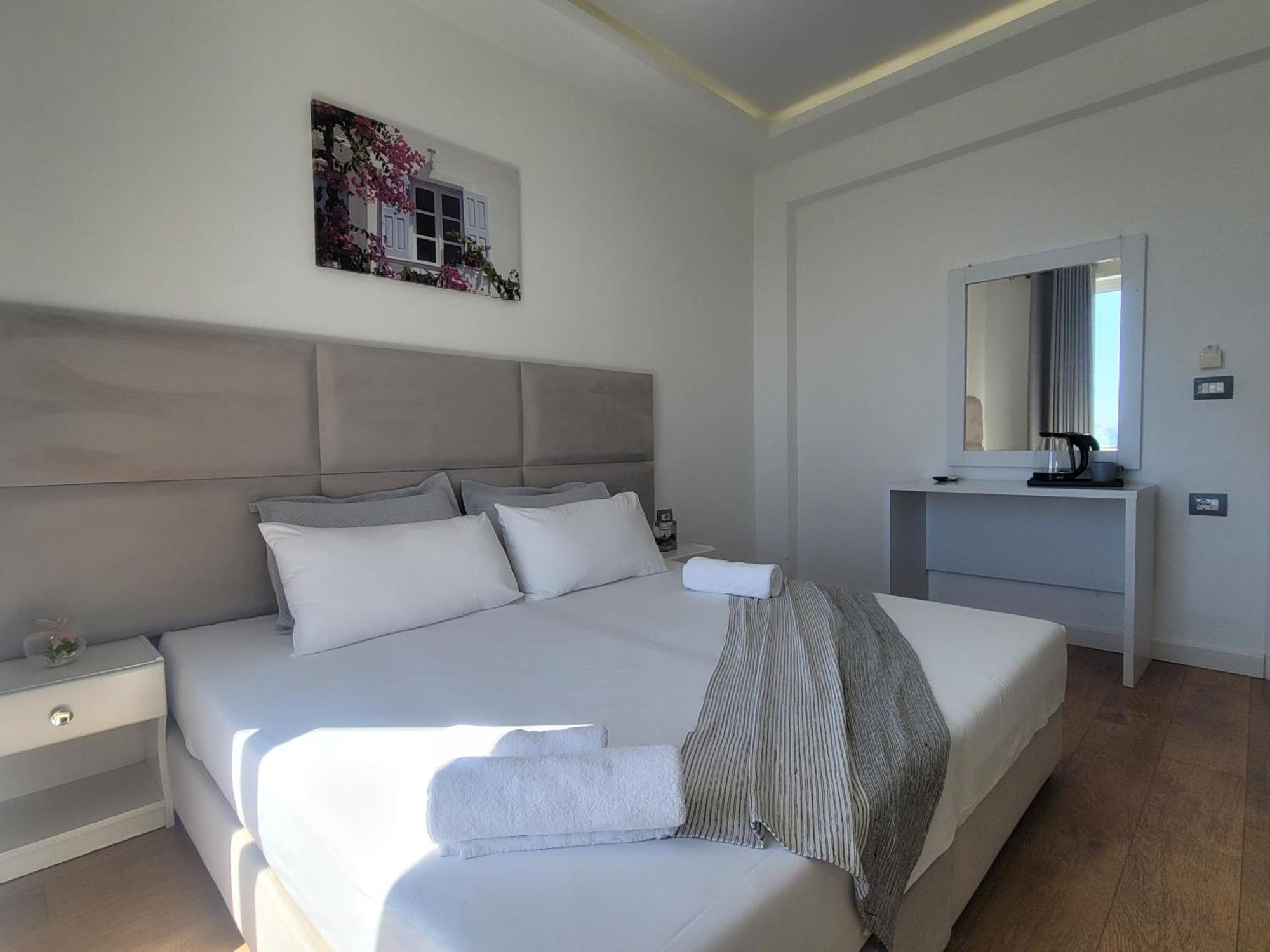 Hotel Myrtai - City Center Sarande Luaran gambar