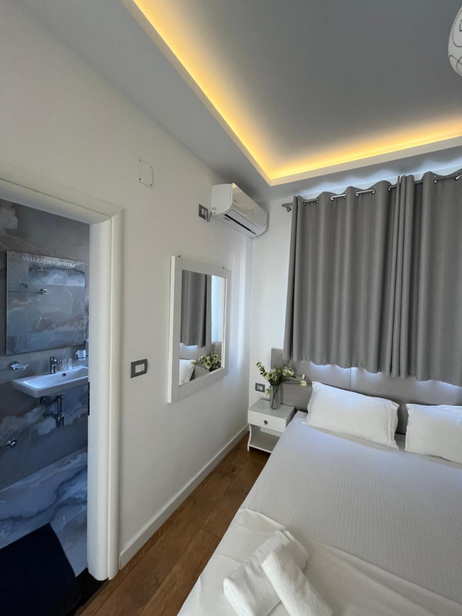 Hotel Myrtai - City Center Sarande Luaran gambar