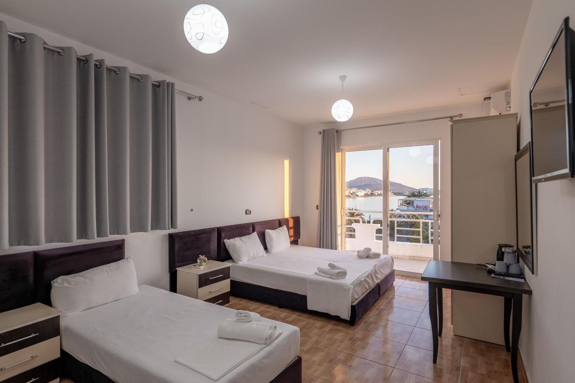 Hotel Myrtai - City Center Sarande Luaran gambar