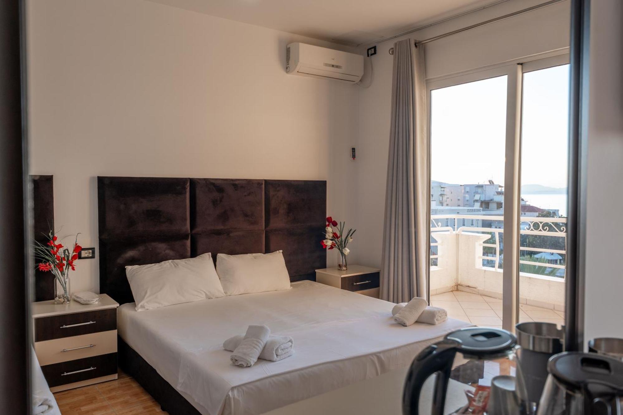 Hotel Myrtai - City Center Sarande Luaran gambar