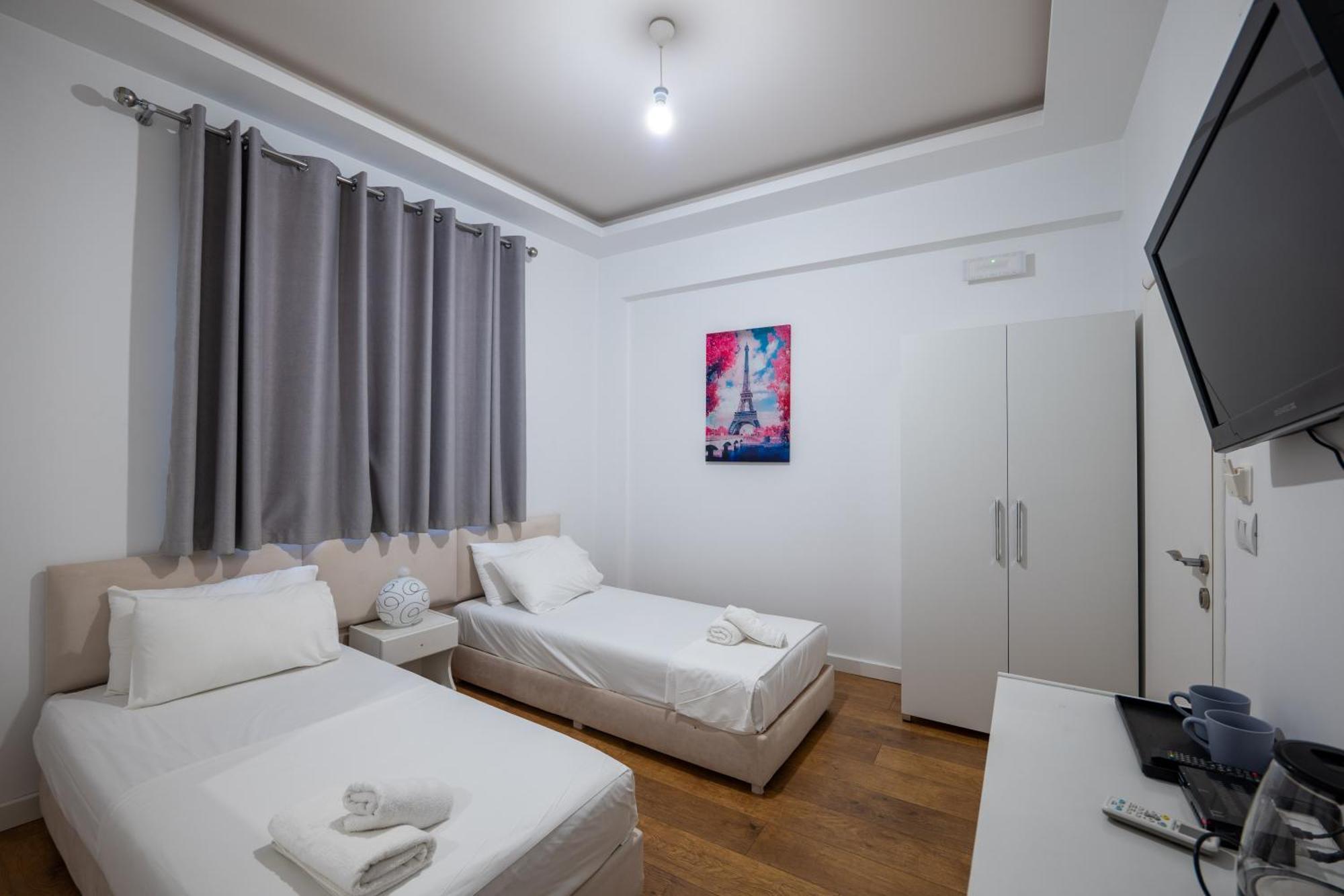 Hotel Myrtai - City Center Sarande Luaran gambar