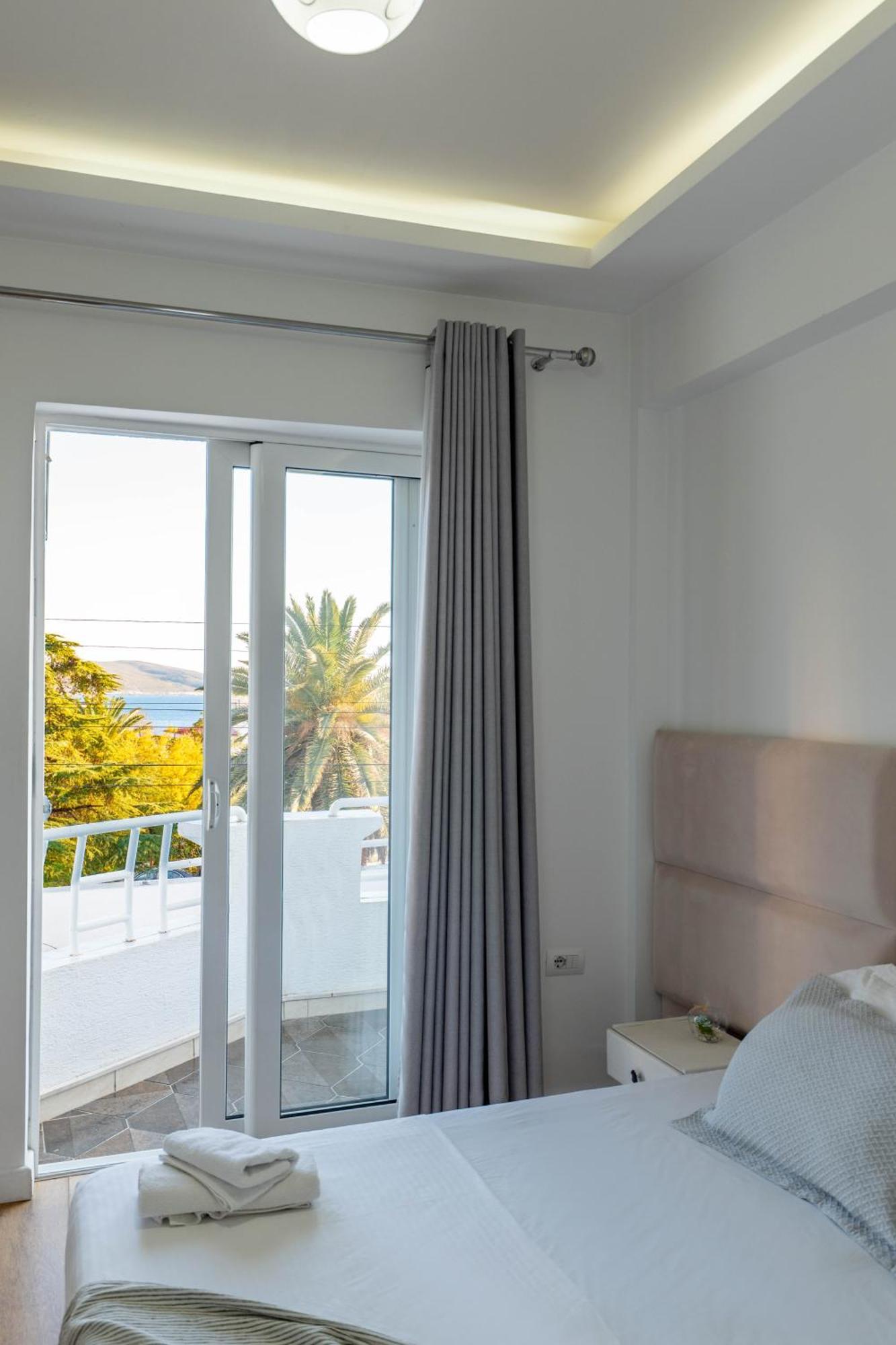 Hotel Myrtai - City Center Sarande Luaran gambar